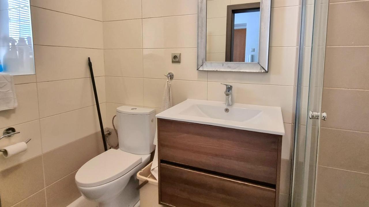 Spacious Apartment In City Center 브라티슬라바 외부 사진